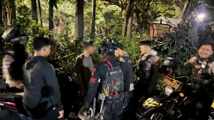Polisi membubarkan aktivitas yang diduga balap liar di Jakarta Timur