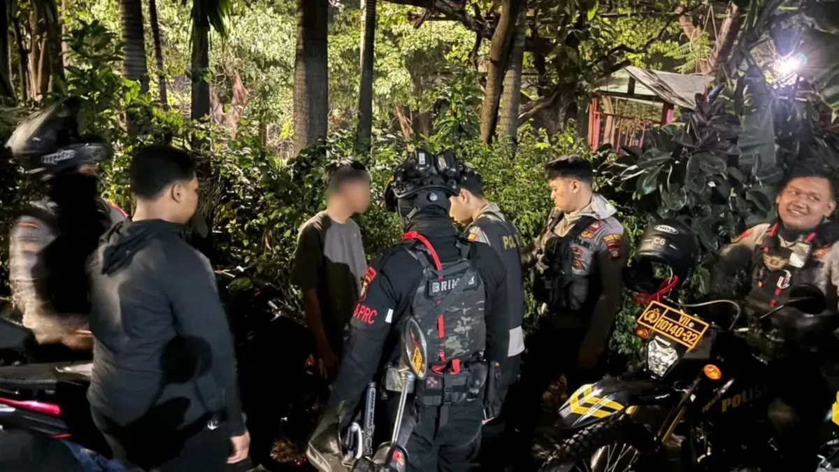 Polisi membubarkan aktivitas yang diduga balap liar di Jakarta Timur